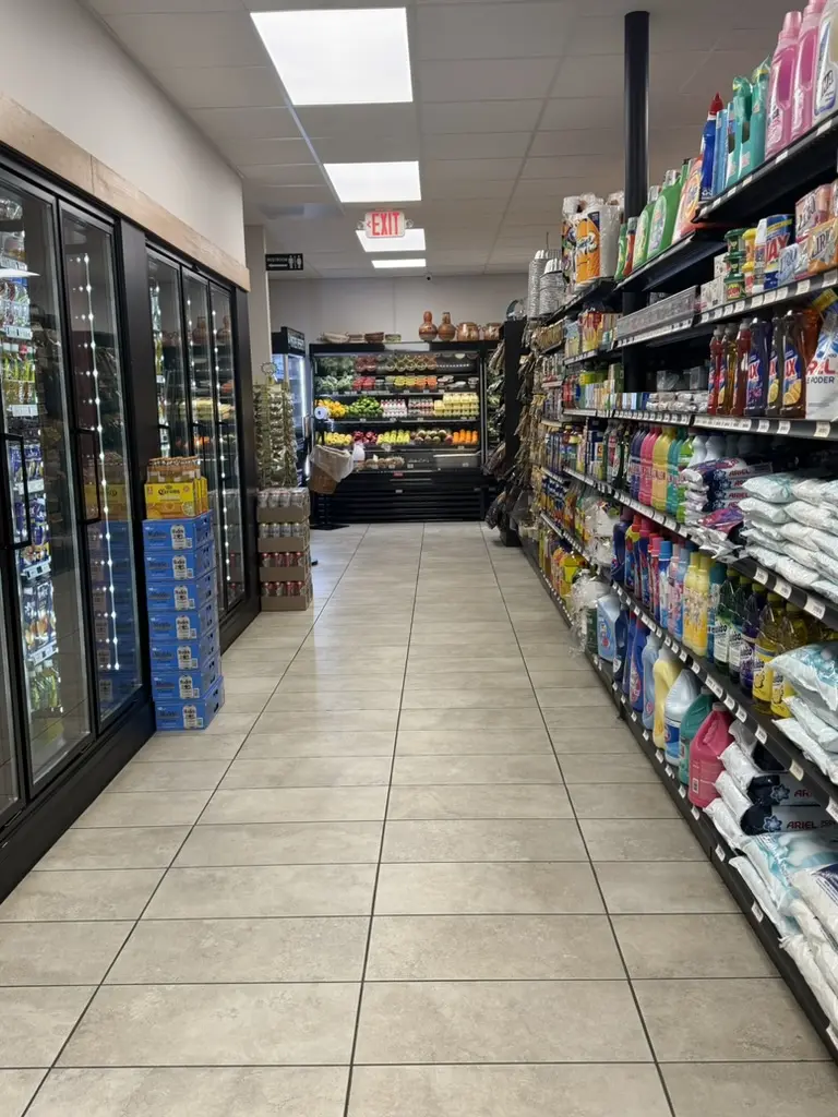 Grocery aisle at Mercado El Valle